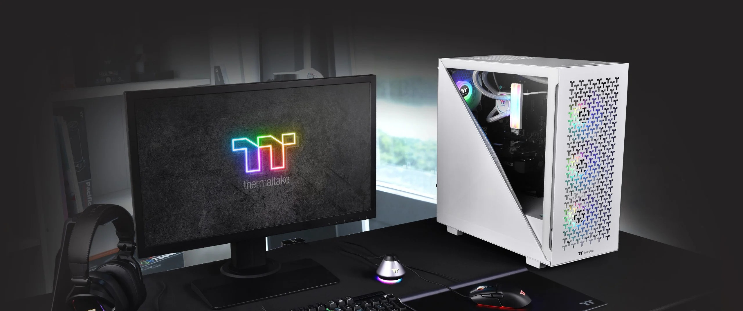 A THERMALTAKE BEMUTATTA A DIVIDER 300 TG AIR TORONYHÁZAT, AMELY A DIVIDER SOROZAT LEGÚJABB TAGJA